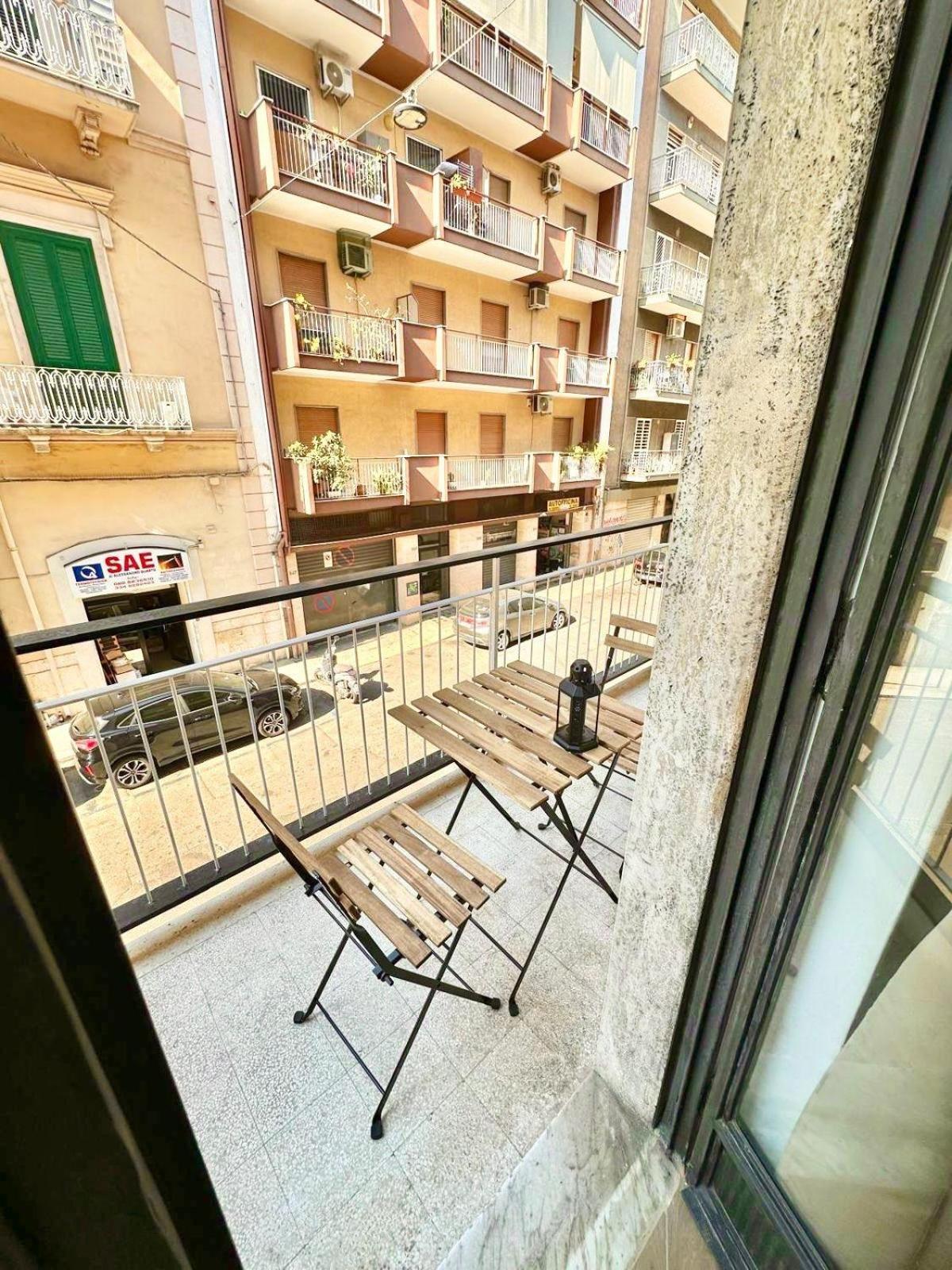 Dante 262 Apartment *