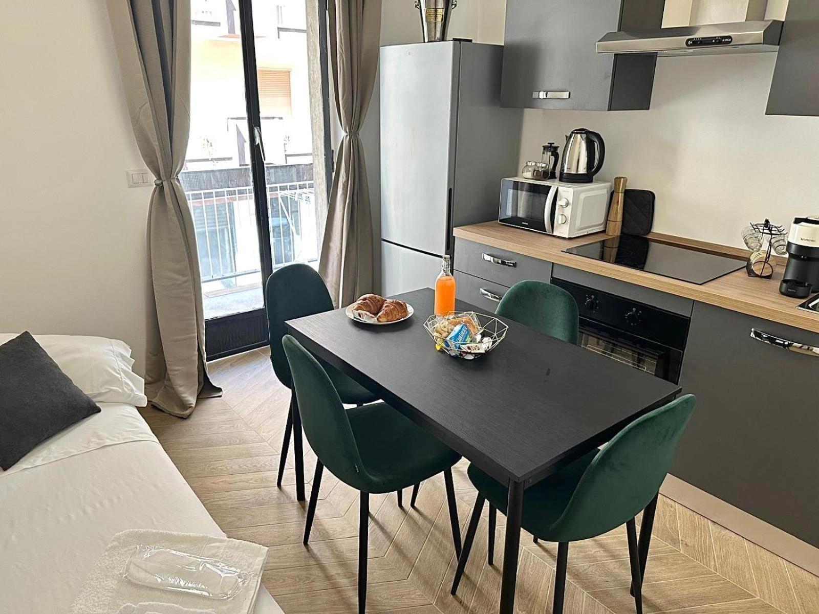 Dante 262 Apartment Bari